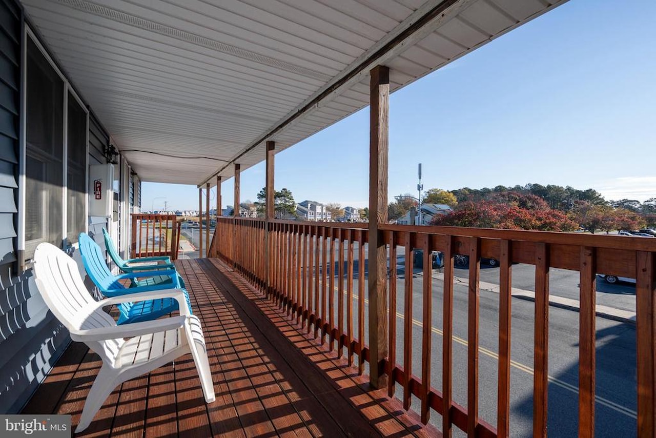 Sandel Bay Real Estate for Sale - 14211 Dukes Ave #203 in Ocean City Photo 6