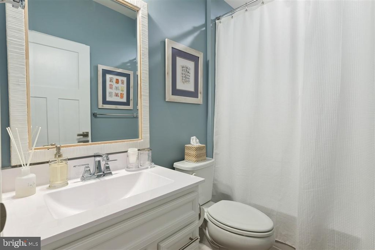  Real Estate for Sale - 12433 Coastal Marsh Dr #5 in Berlin Photo 8