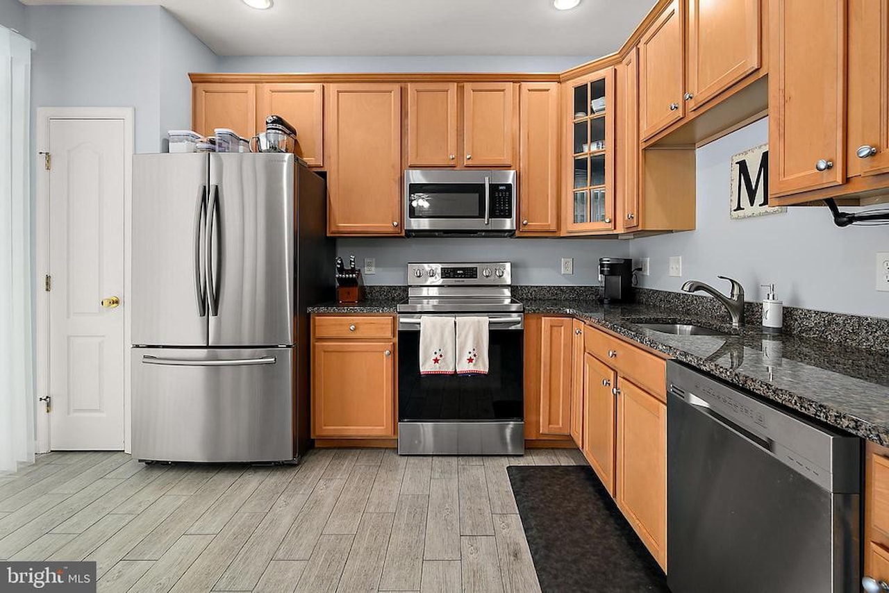  Real Estate for Sale - 172 Intrepid Ln #1402 in Berlin Photo 16