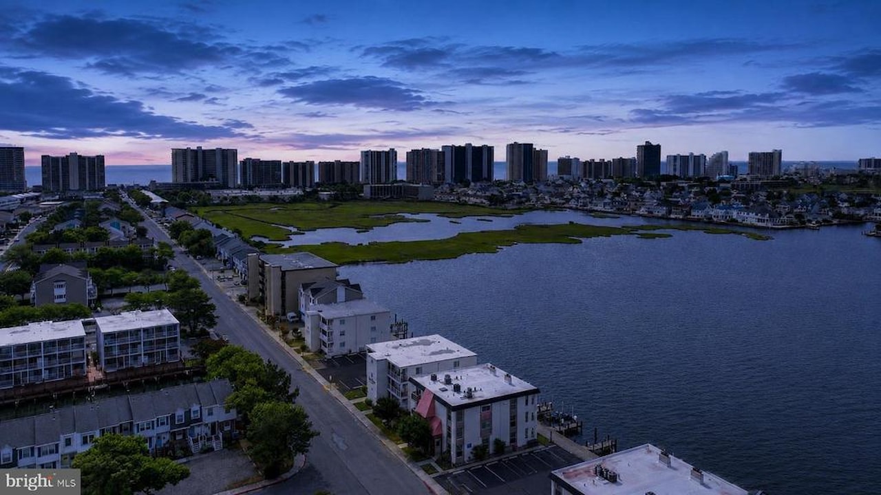 Watergate (Jamestown) Real Estate for Sale - 181 Jamestown Rd #5 in Ocean City Photo 9