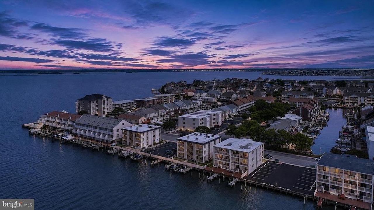 Watergate (Jamestown) Real Estate for Sale - 181 Jamestown Rd #5 in Ocean City Photo 11