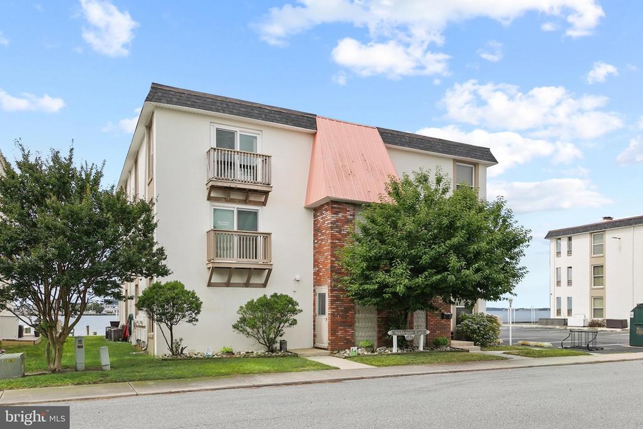 Watergate (Jamestown) Real Estate for Sale - 181 Jamestown Rd #5 in Ocean City Photo 8
