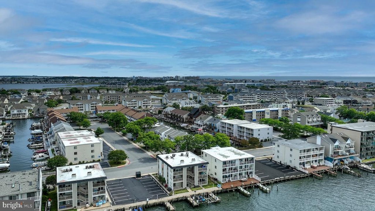 Watergate (Jamestown) Real Estate for Sale - 181 Jamestown Rd #5 in Ocean City Photo 53