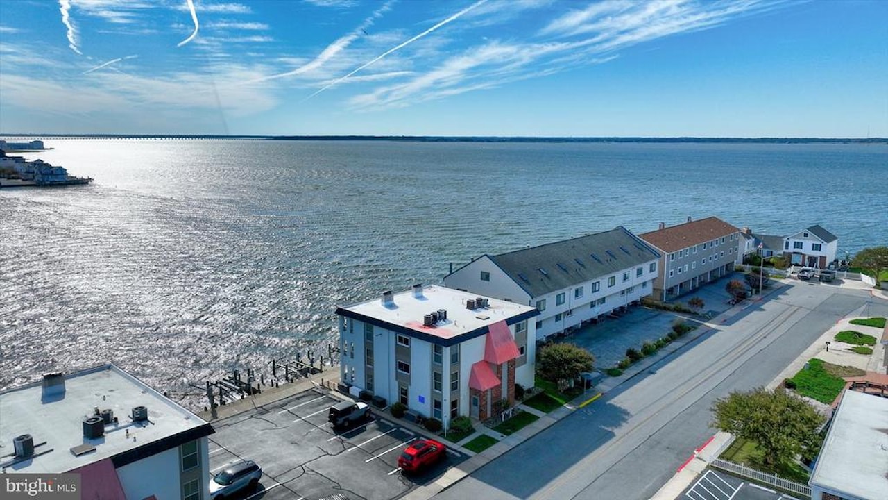 Watergate (Jamestown) Real Estate for Sale - 181 Jamestown Rd #5 in Ocean City Photo 2