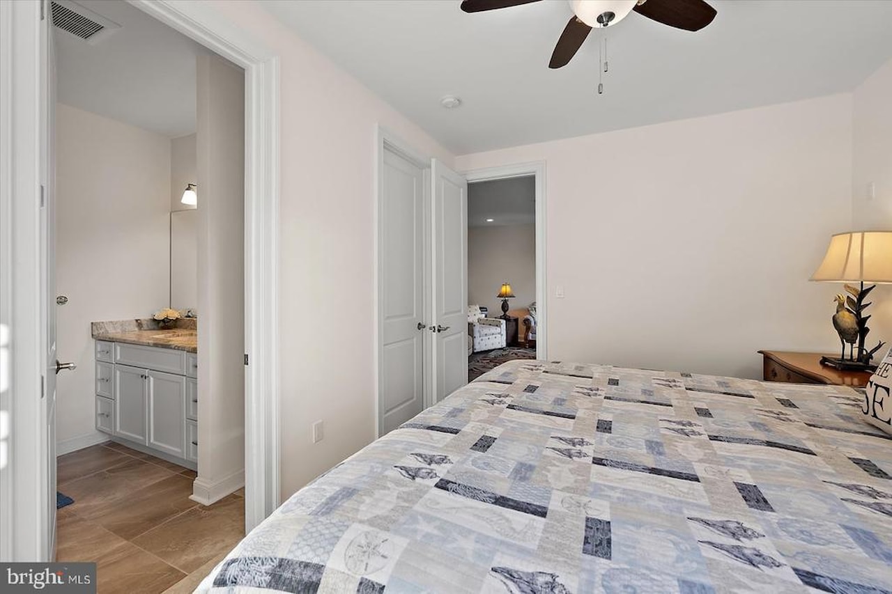 Plantations Real Estate for Sale - 12920 Carmel Ave #2 in Ocean City Photo 39