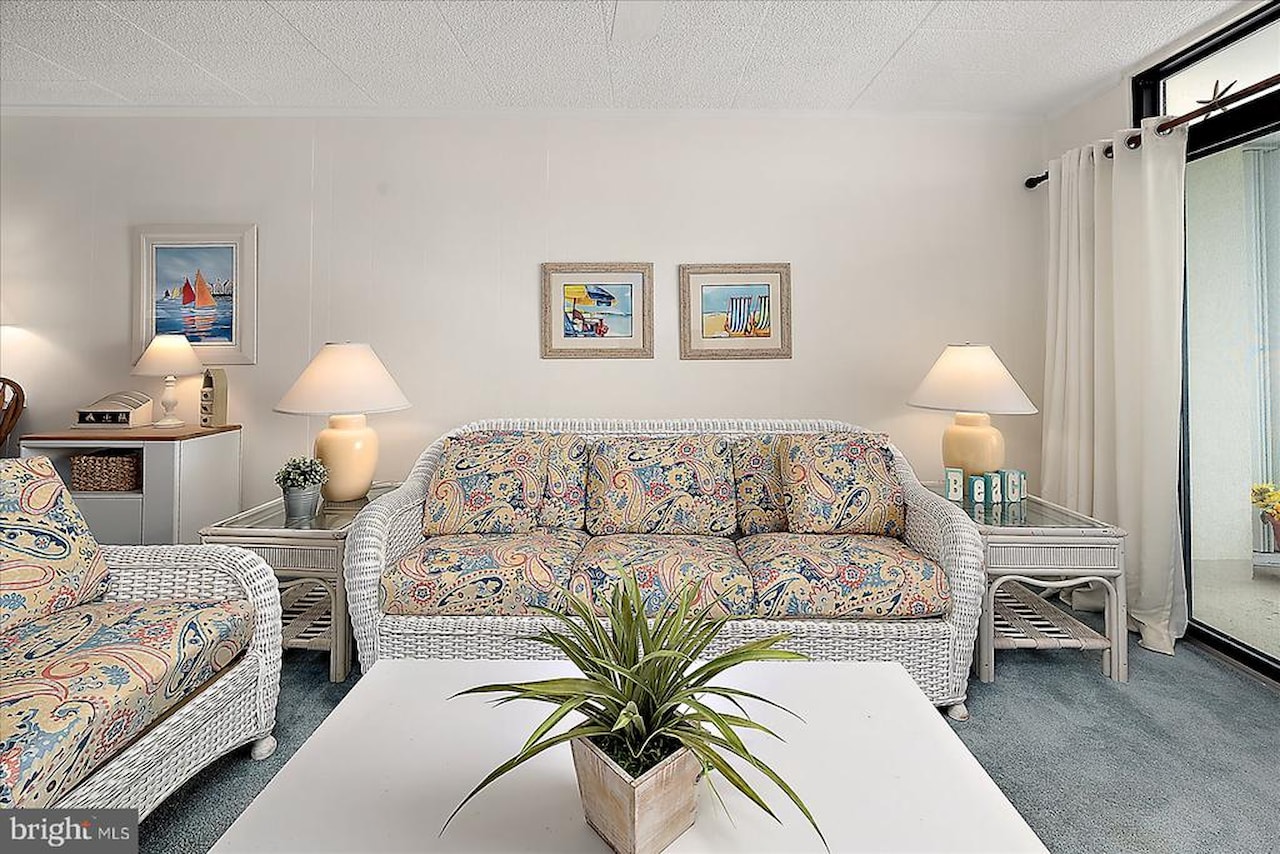 Breakwater II Real Estate for Sale - 13305 Wight St #103 in Ocean City Photo 7