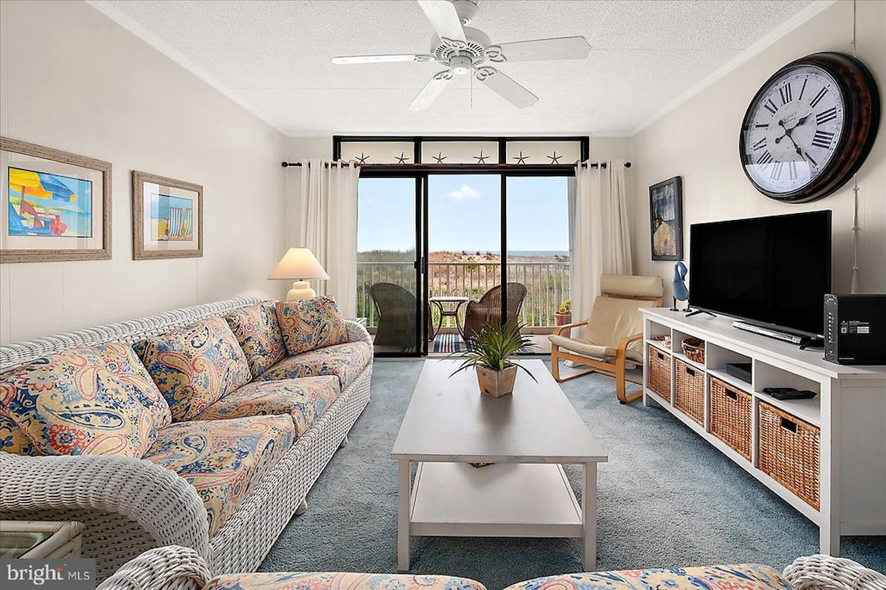 Breakwater II Real Estate for Sale - 13305 Wight St #103 in Ocean City Photo 3