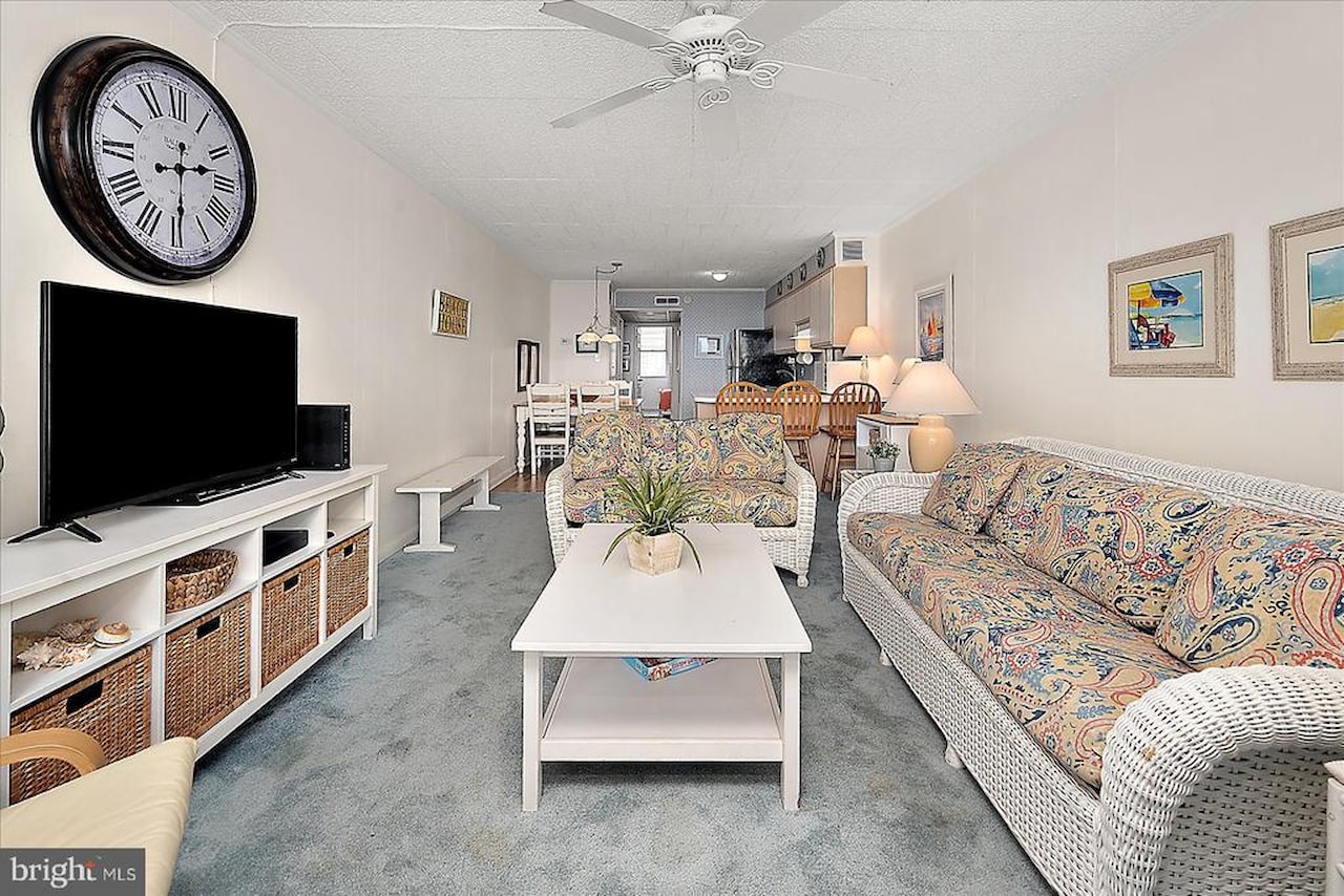 Breakwater II Real Estate for Sale - 13305 Wight St #103 in Ocean City Photo 6