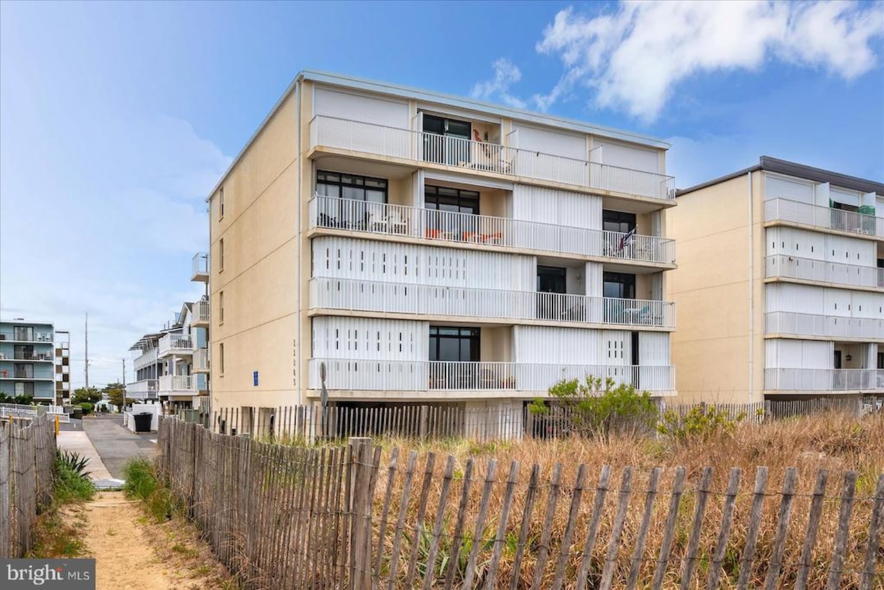 Breakwater II Real Estate for Sale - 13305 Wight St #103 in Ocean City Photo 30