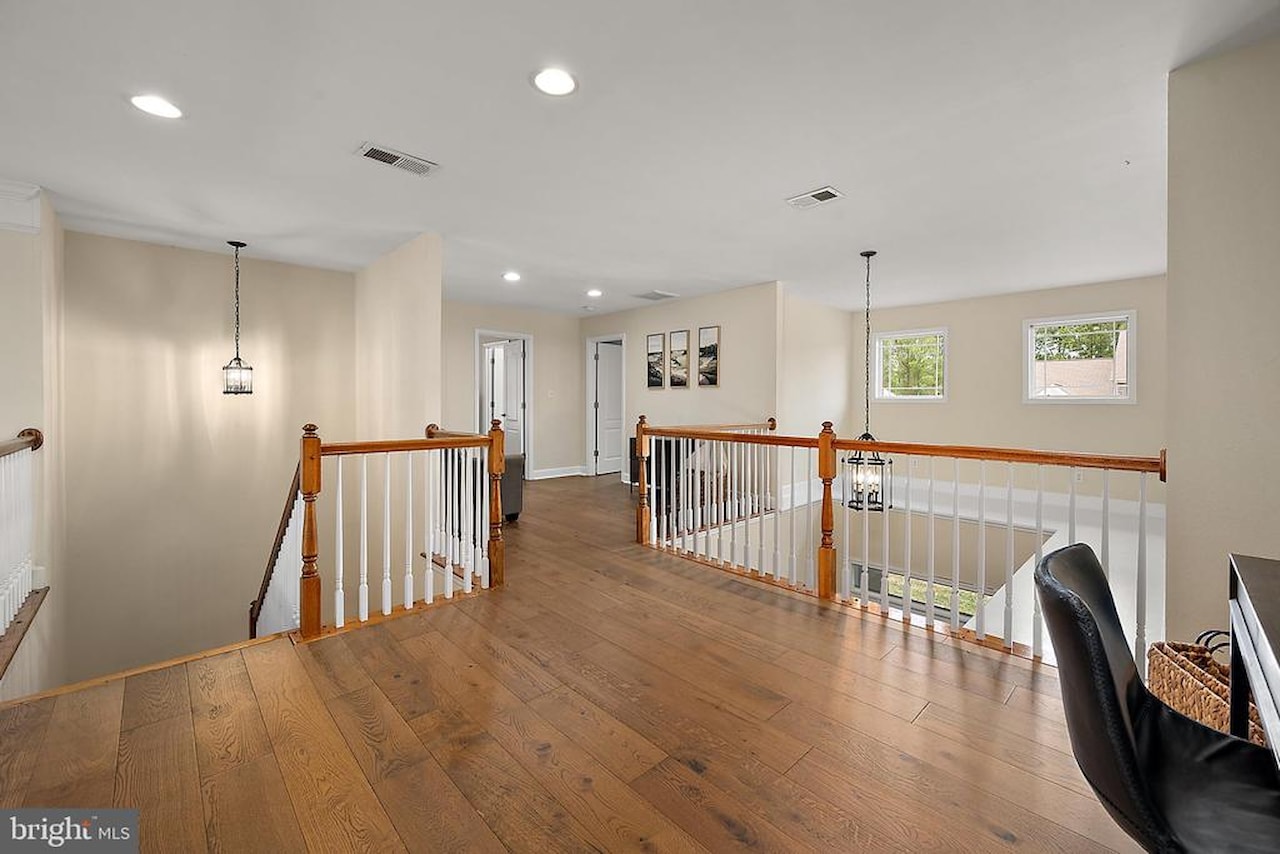  Real Estate for Sale - 11635 Maid At Arms Ln in Berlin Photo 42