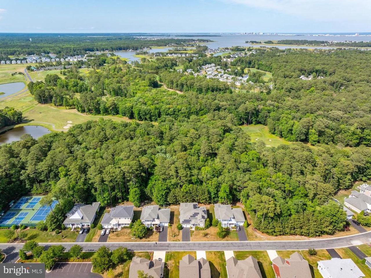  Real Estate for Sale - 11635 Maid At Arms Ln in Berlin Photo 112