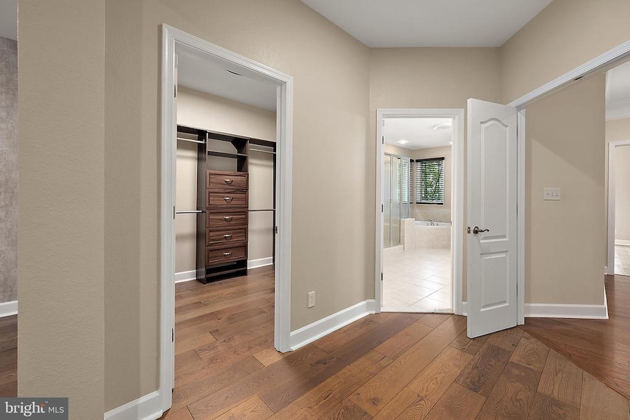 Real Estate for Sale - 11635 Maid At Arms Ln in Berlin Photo 31