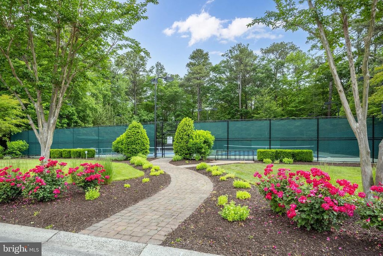  Real Estate for Sale - 11635 Maid At Arms Ln in Berlin Photo 75