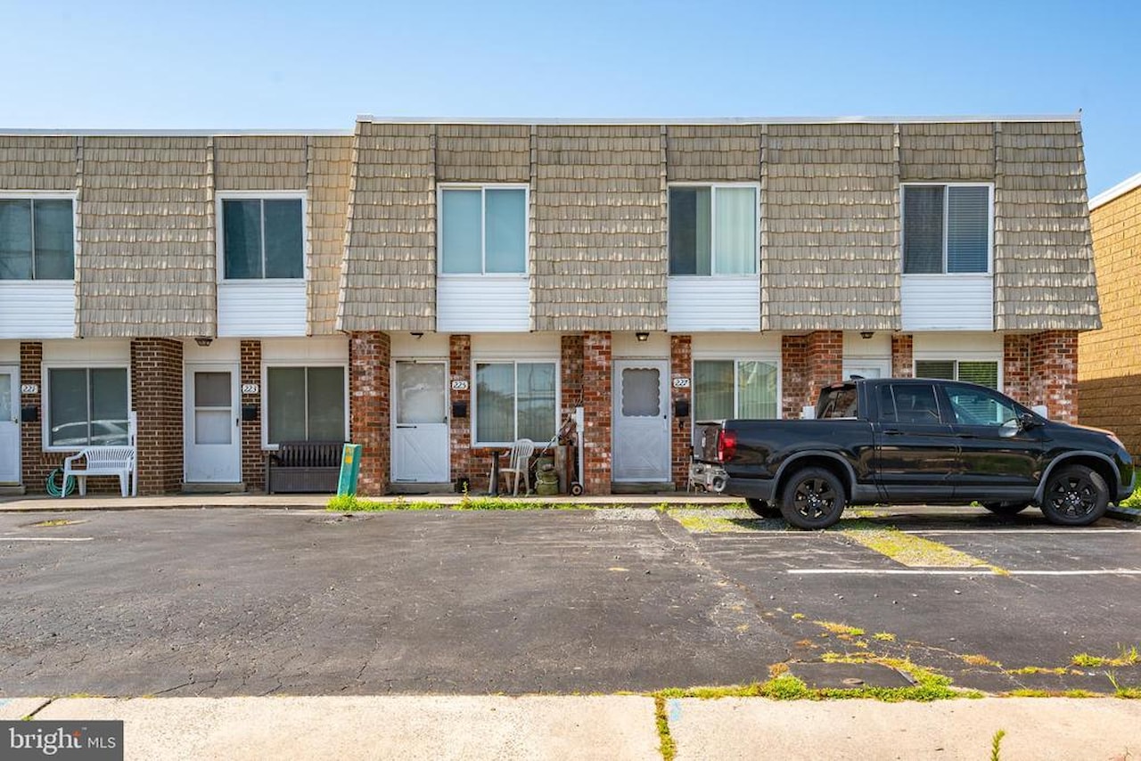 Ardmore Real Estate for Sale - 229 136th St #229 in Ocean City Photo 45