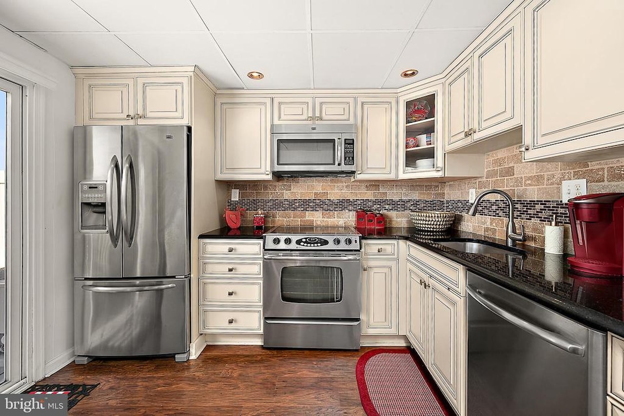 Ardmore Real Estate for Sale - 229 136th St #229 in Ocean City Photo 14
