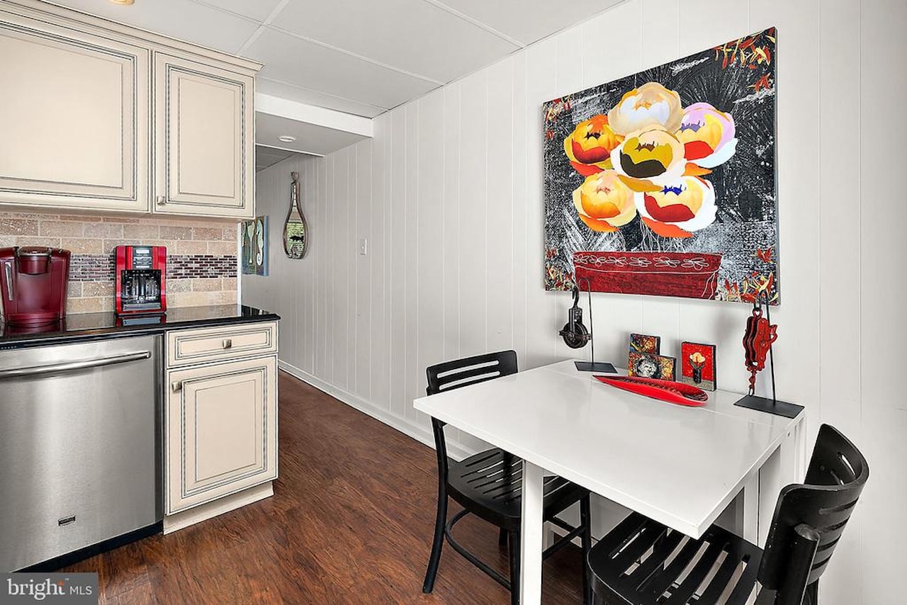 Ardmore Real Estate for Sale - 229 136th St #229 in Ocean City Photo 17