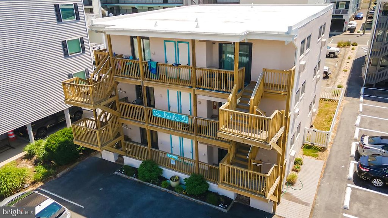 Sea Raider VI Real Estate for Sale - 12206 Coastal Hwy #201 in Ocean City Photo 2