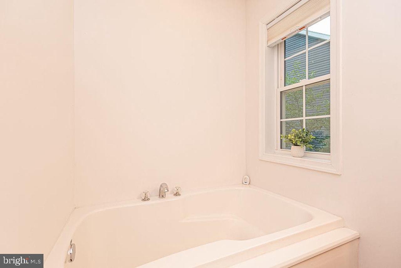  Real Estate for Sale - 42 Harpoon Rd in Ocean Pines Photo 46