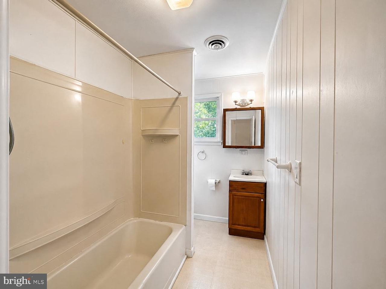  Real Estate for Sale - 505 Collins St in Bethany Beach Photo 8