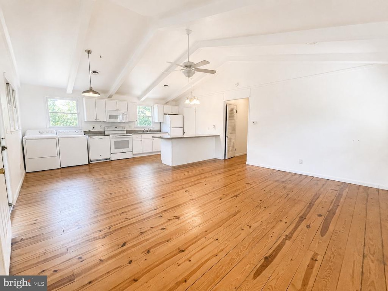  Real Estate for Sale - 505 Collins St in Bethany Beach Photo 6