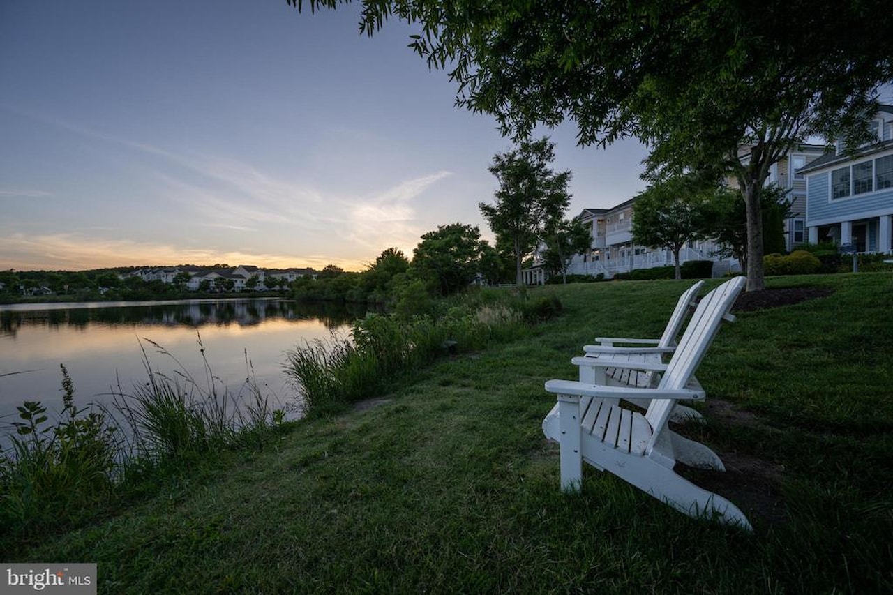  Real Estate for Sale - 12147 Landings Blvd #104 in Berlin Photo 8