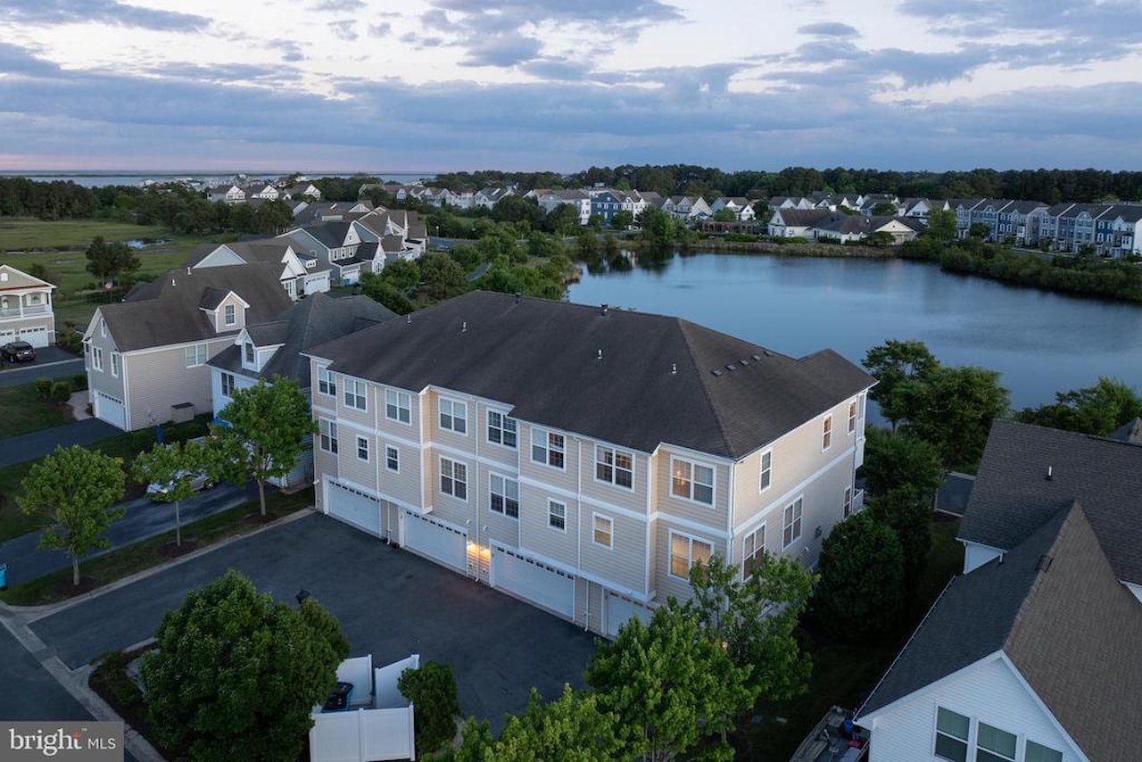  Real Estate for Sale - 12147 Landings Blvd #104 in Berlin Photo 55