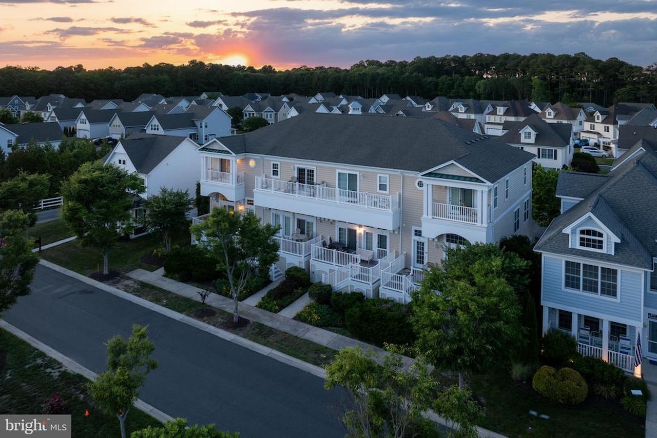  Real Estate for Sale - 12147 Landings Blvd #104 in Berlin Photo 39