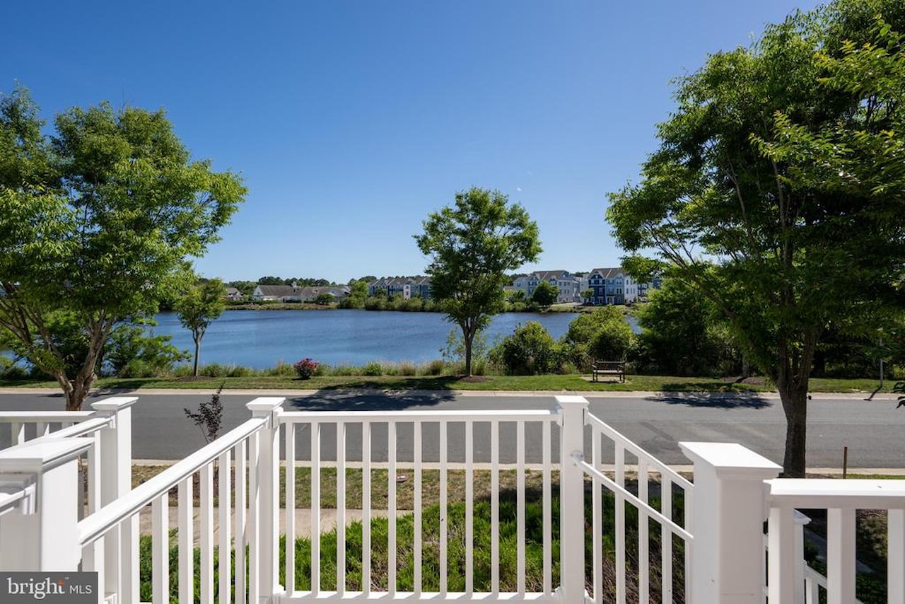  Real Estate for Sale - 12147 Landings Blvd #104 in Berlin Photo 9