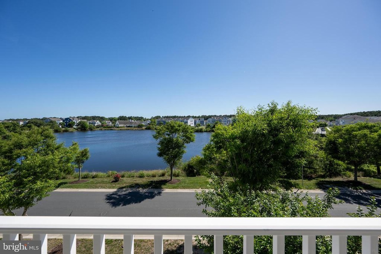  Real Estate for Sale - 12147 Landings Blvd #104 in Berlin Photo 18