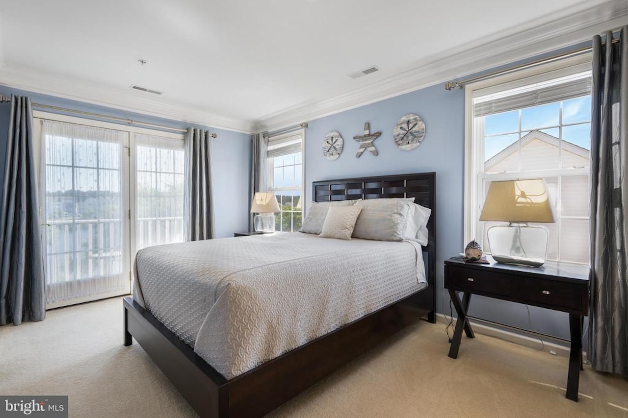  Real Estate for Sale - 12147 Landings Blvd #104 in Berlin Photo 19