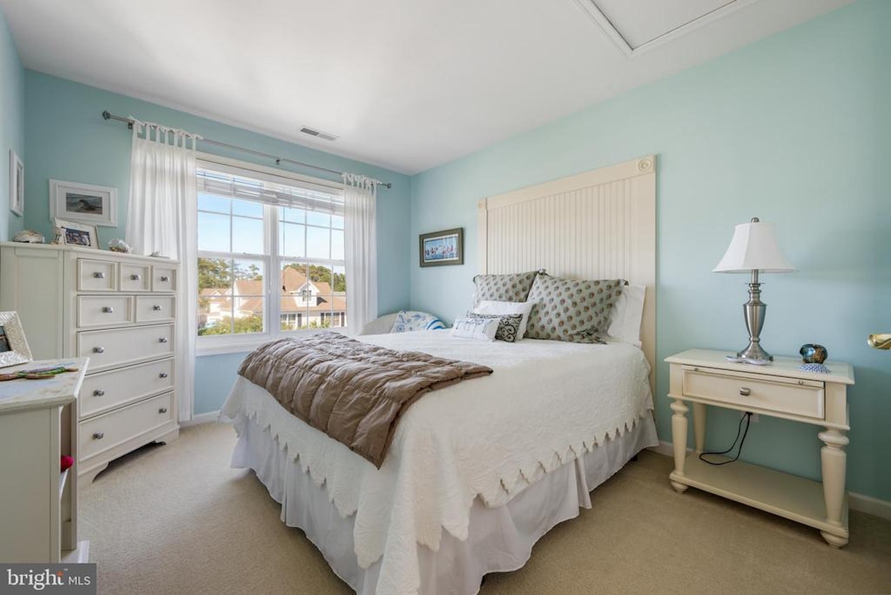  Real Estate for Sale - 12147 Landings Blvd #104 in Berlin Photo 25