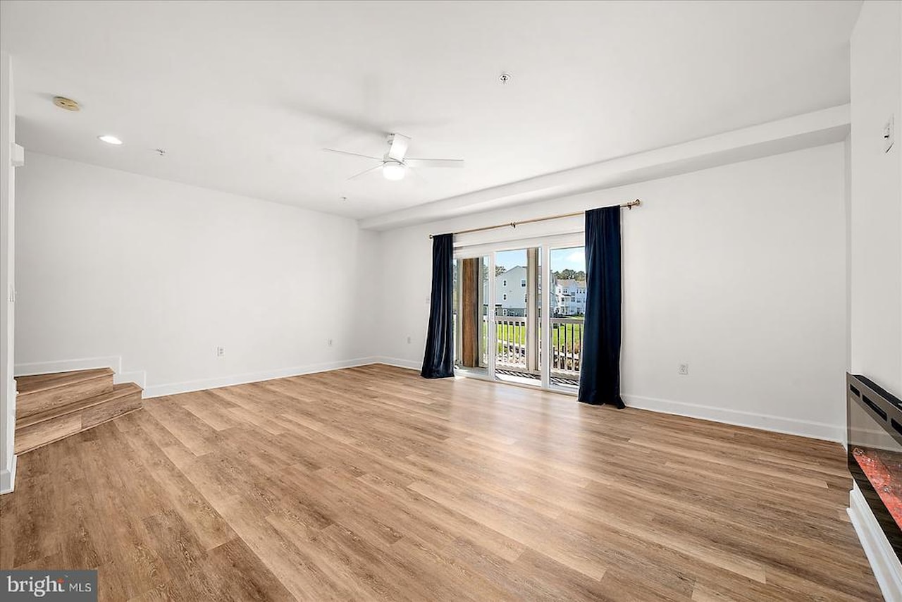  Real Estate for Sale - 10900 Holystone Ln #102 in Berlin Photo 28
