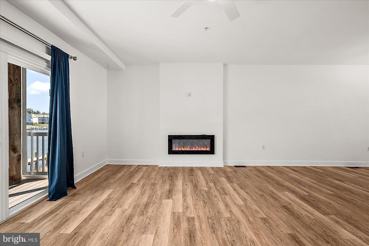  Real Estate for Sale - 10900 Holystone Ln #102 in Berlin Photo 27