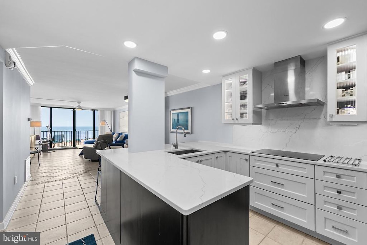 Sea Colony Brandywine Real Estate for Sale - 605 Brandywine House in Bethany Beach Photo 10