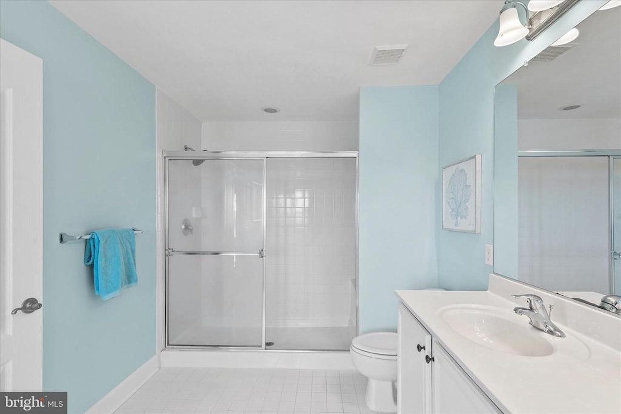 Glenriddle Homeowners Associat Real Estate for Sale - 11100 Crusader Ln #107 in Berlin Photo 35