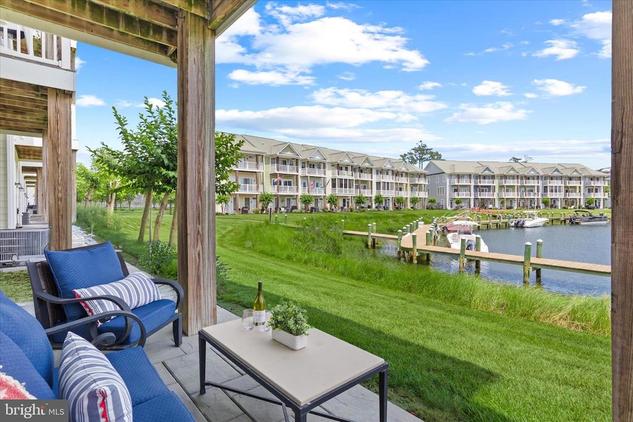 Glenriddle Homeowners Associat Real Estate for Sale - 11100 Crusader Ln #107 in Berlin Photo 55