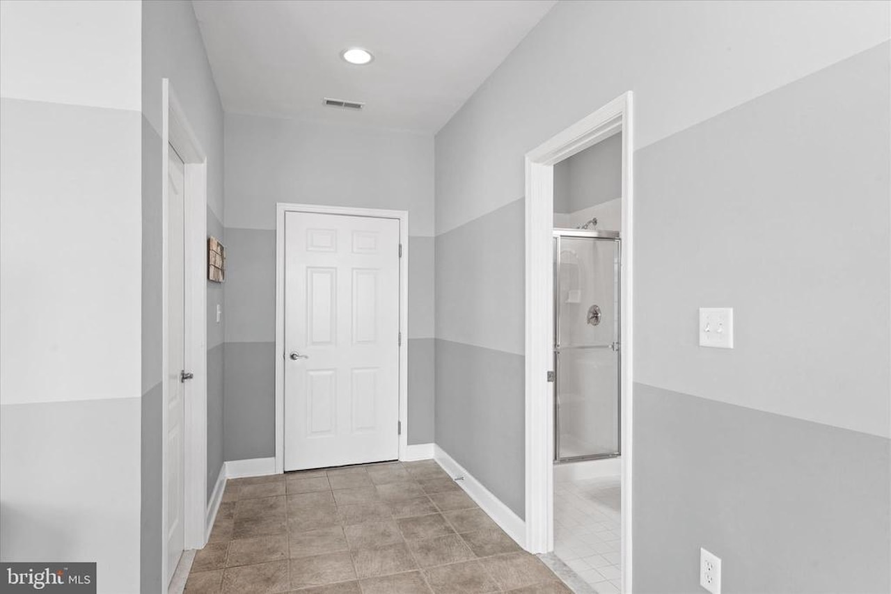 Glenriddle Homeowners Associat Real Estate for Sale - 11100 Crusader Ln #107 in Berlin Photo 48