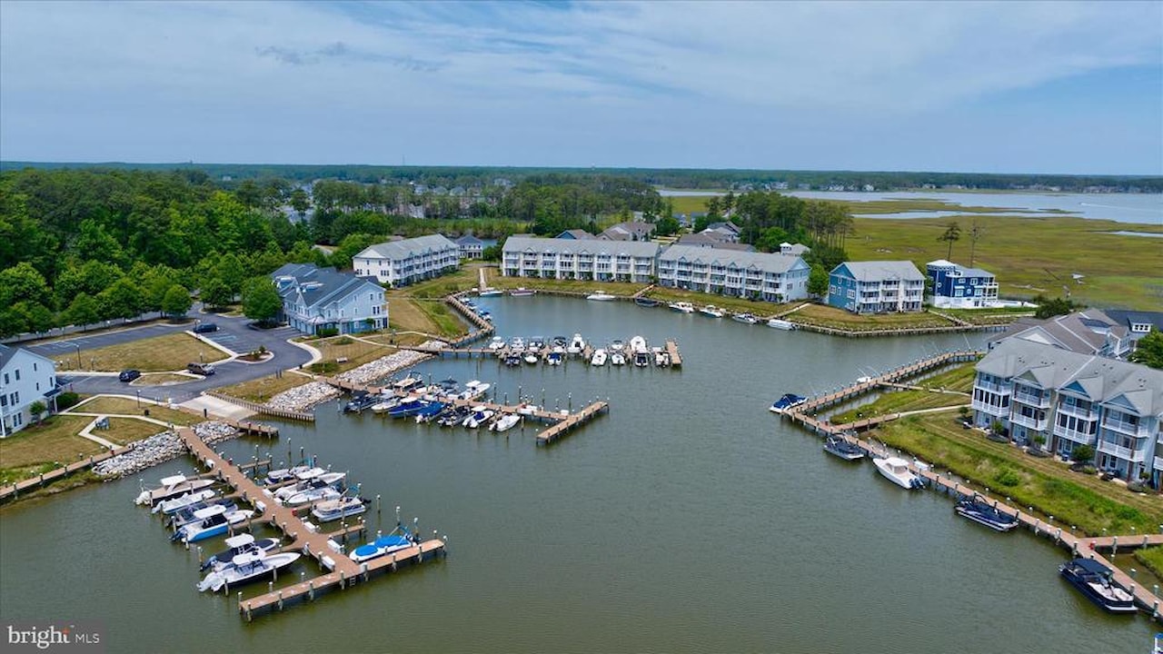 Glenriddle Homeowners Associat Real Estate for Sale - 11100 Crusader Ln #107 in Berlin Photo 62