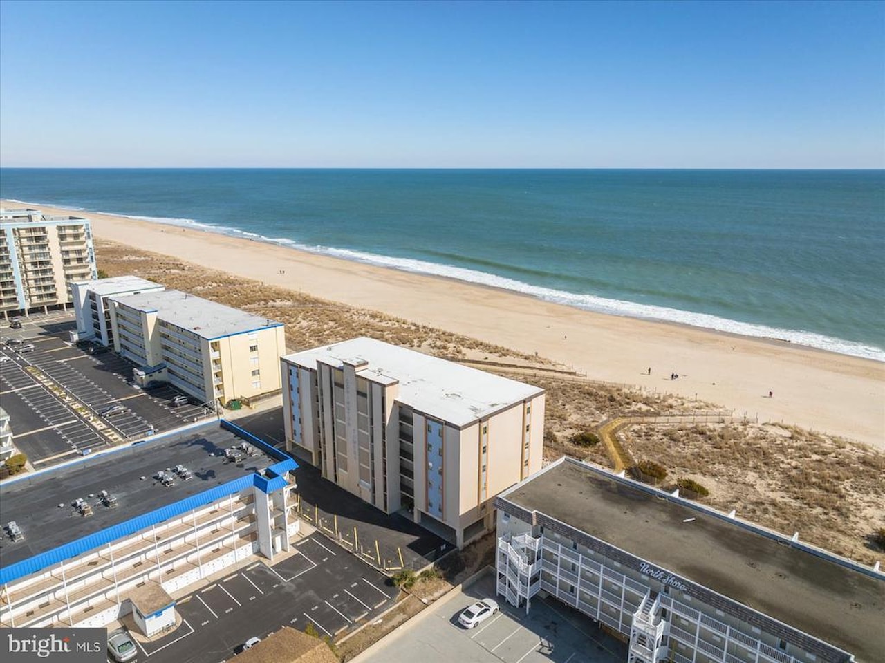 Covington Towers Real Estate for Sale - 12903 Wight St #301 in Ocean City Photo 3