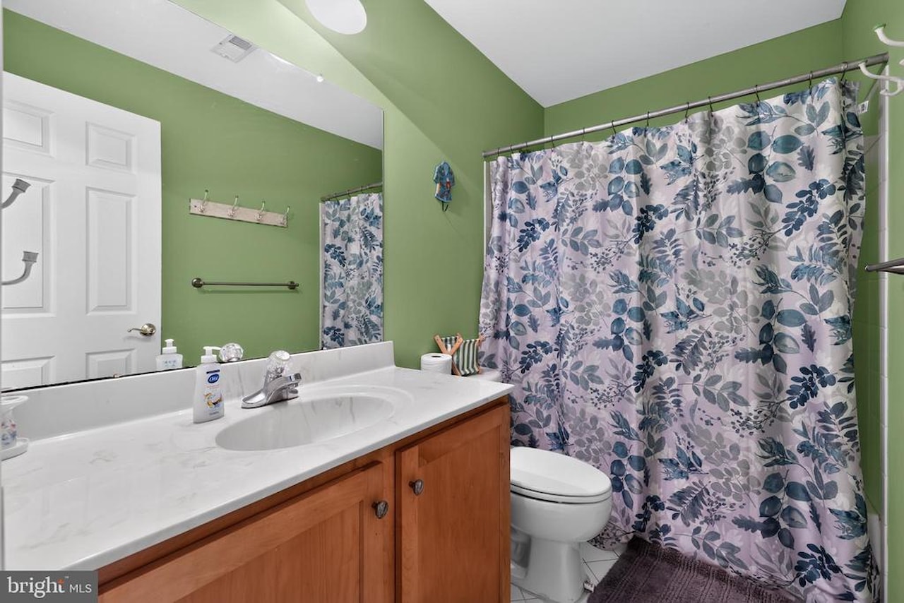  Real Estate for Sale - 38337 N Mill Ln in Ocean View Photo 23