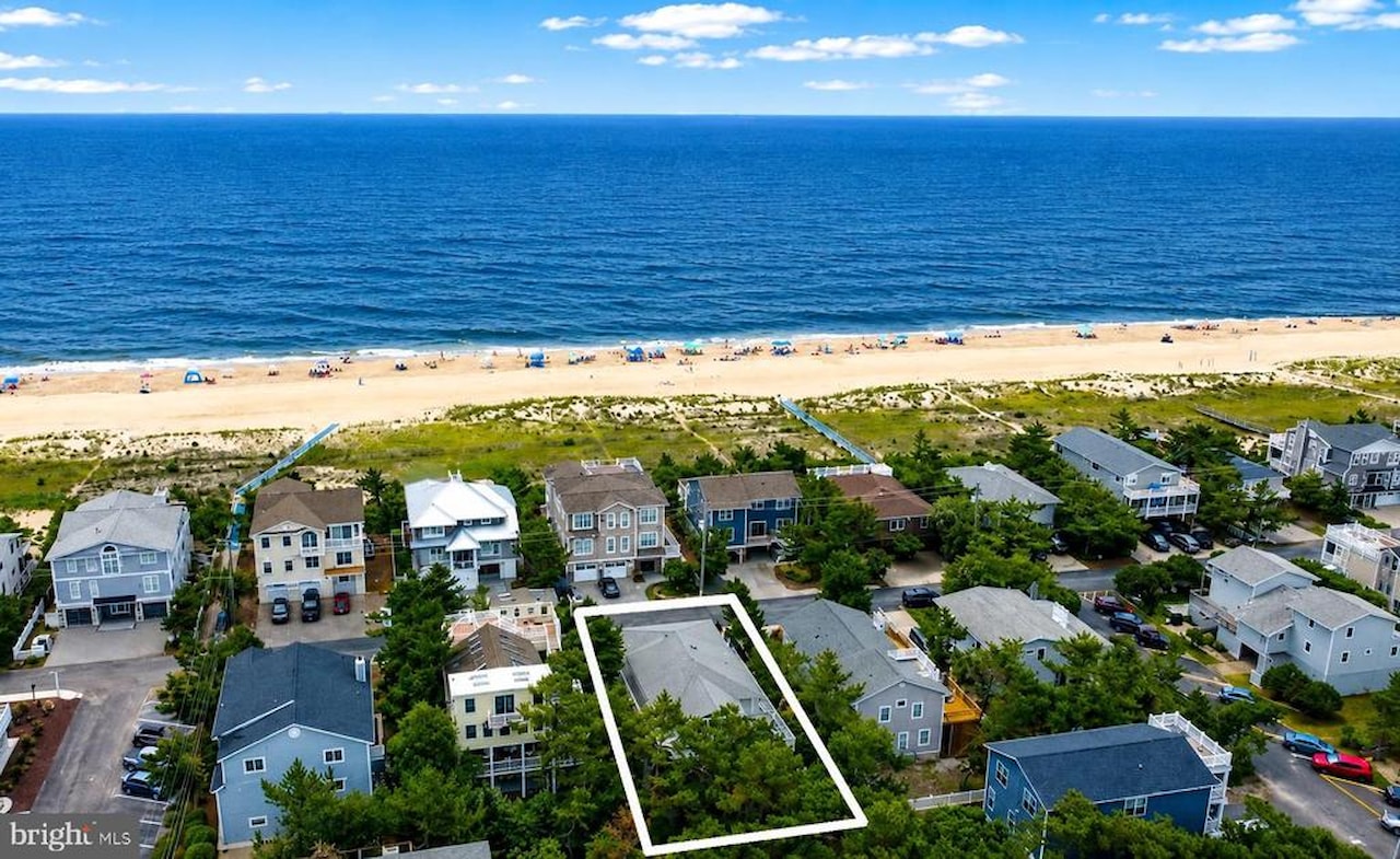  Real Estate for Sale - 39 Dune Rd in Bethany Beach