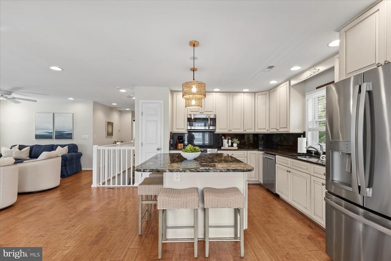  Real Estate for Sale - 39 Dune Rd in Bethany Beach Photo 9