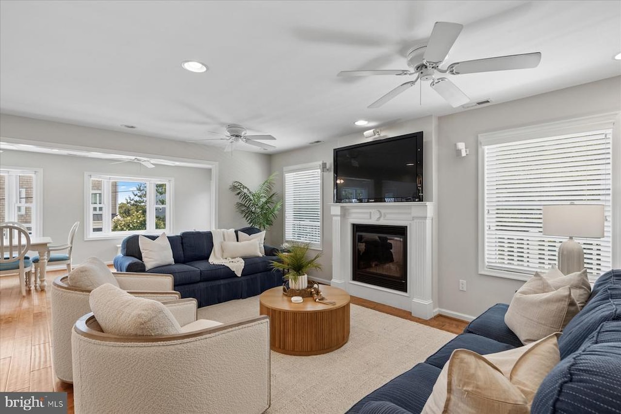  Real Estate for Sale - 39 Dune Rd in Bethany Beach Photo 5