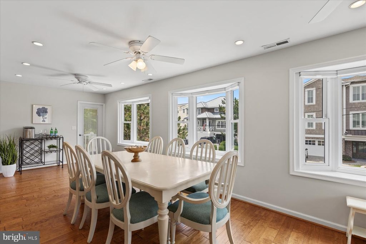  Real Estate for Sale - 39 Dune Rd in Bethany Beach Photo 12