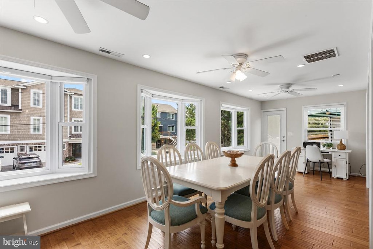  Real Estate for Sale - 39 Dune Rd in Bethany Beach Photo 13