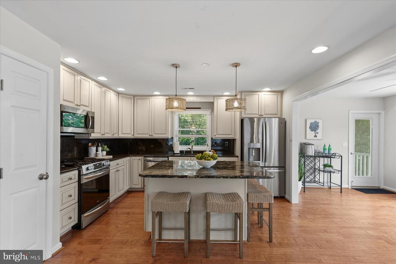  Real Estate for Sale - 39 Dune Rd in Bethany Beach Photo 7