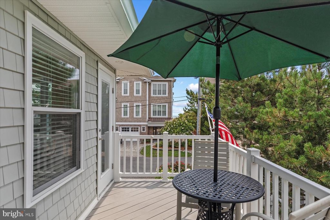 Real Estate for Sale - 39 Dune Rd in Bethany Beach Photo 15