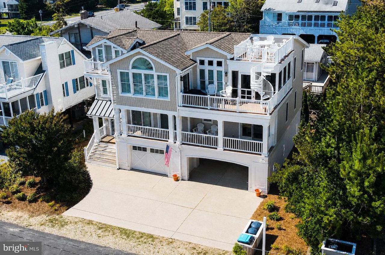  Real Estate for Sale - 7 S 9th St in South Bethany Photo 3