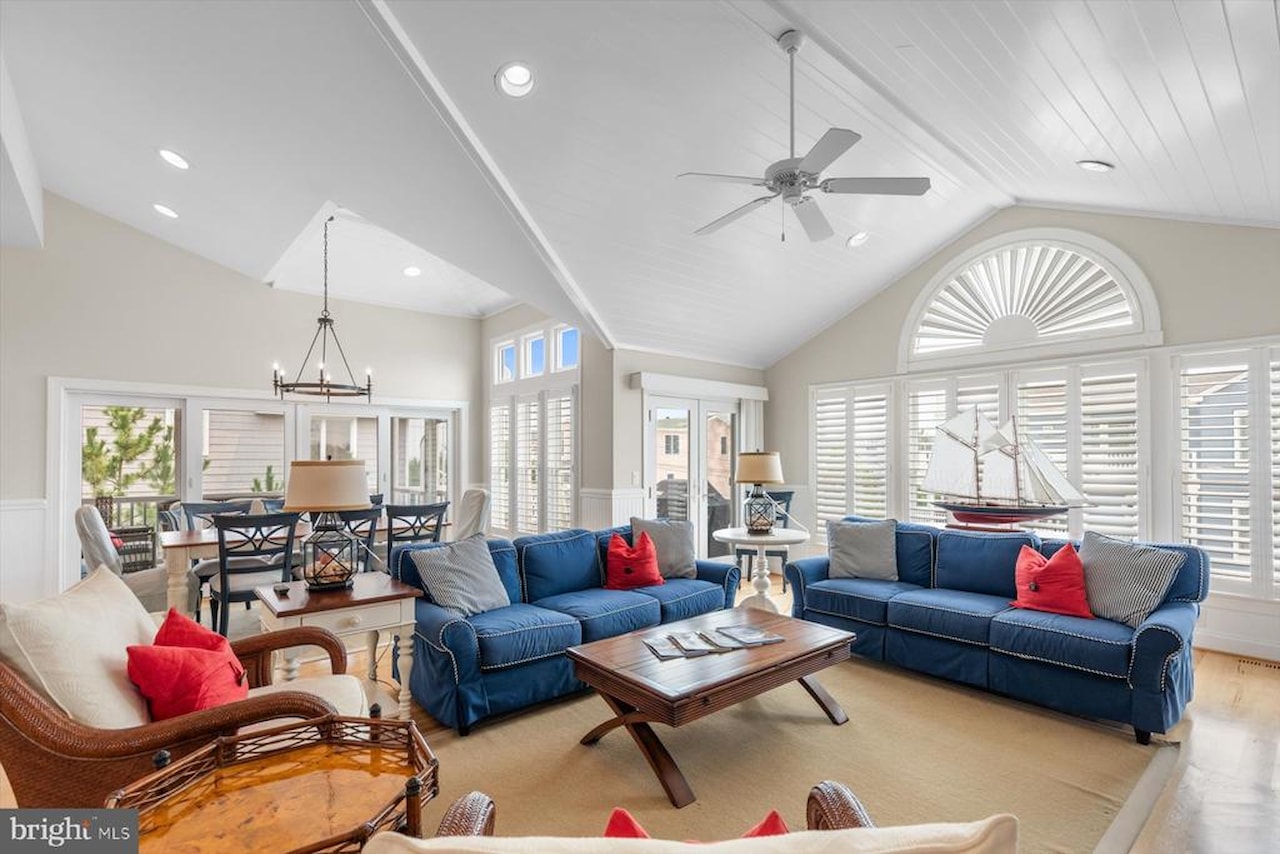  Real Estate for Sale - 7 S 9th St in South Bethany Photo 5