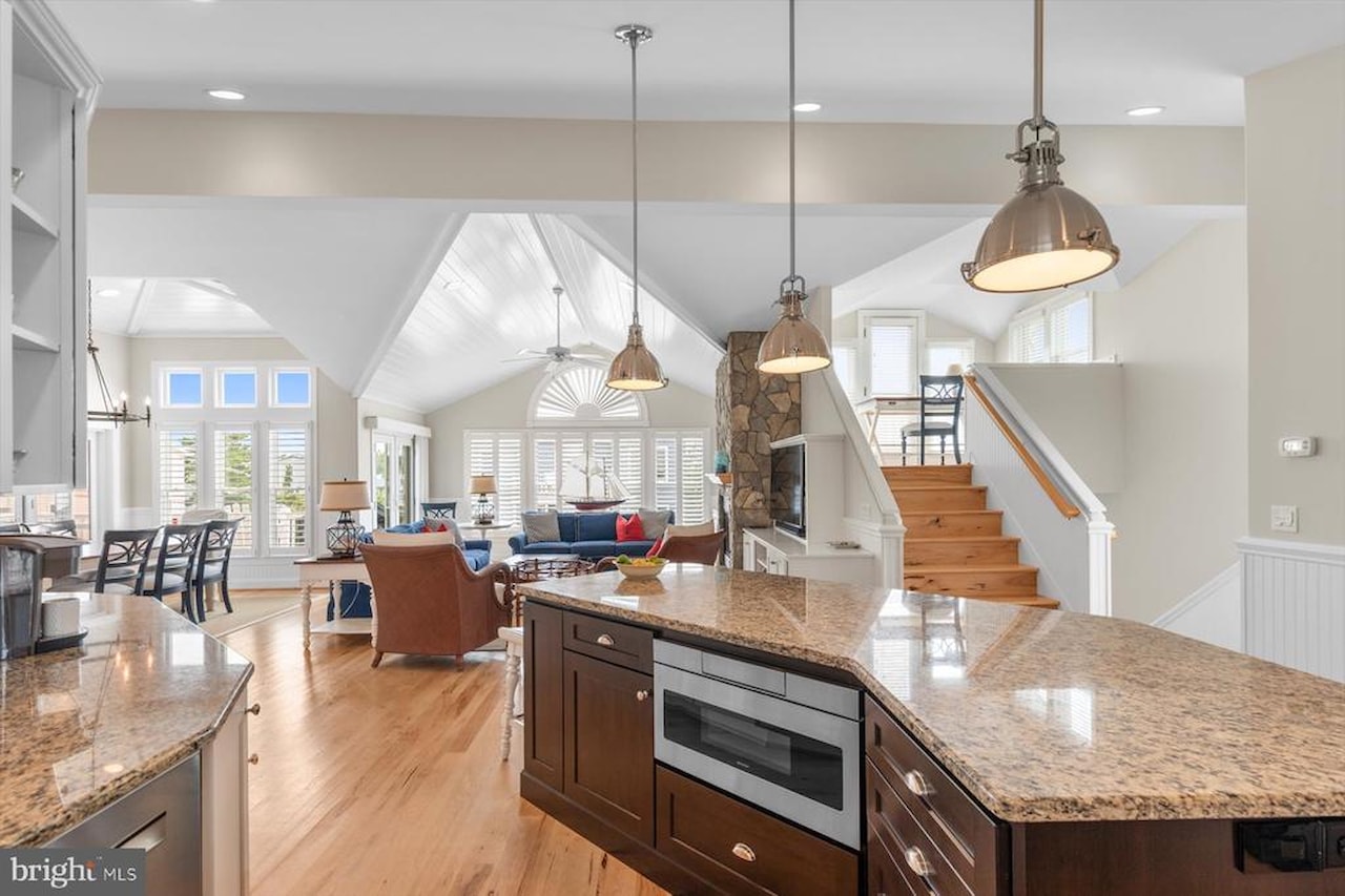  Real Estate for Sale - 7 S 9th St in South Bethany Photo 12